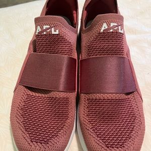 APL Techloom Bliss sneakers in maroon. Amazing condition.
